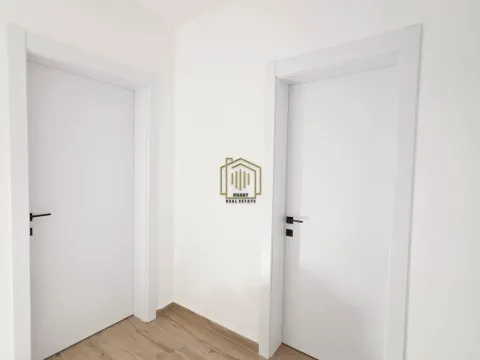 Izdavanje, dvosoban stan, 85m², Donja Gorica, Podgorica - image 6