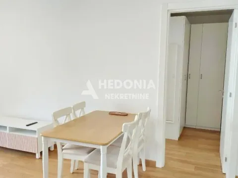 Prodaja, dvosoban stan, 53m², Novi Beograd Blok 65, Novi Beograd Sve Podlokacije - image 3
