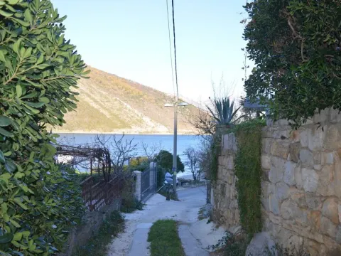 Sale, land lot, 600m², Lepetani, Tivat - image 3