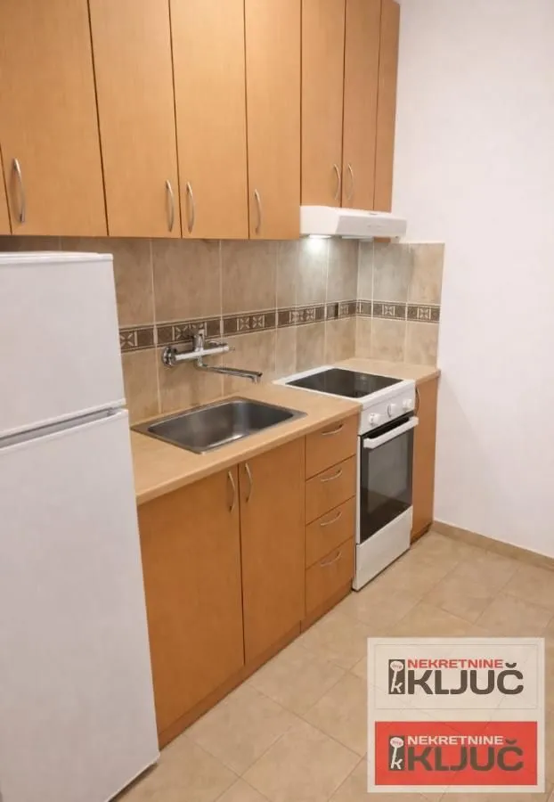 Prodaja, dvosoban stan, 44m², Grbavica, Novi Sad Sve Podlokacije