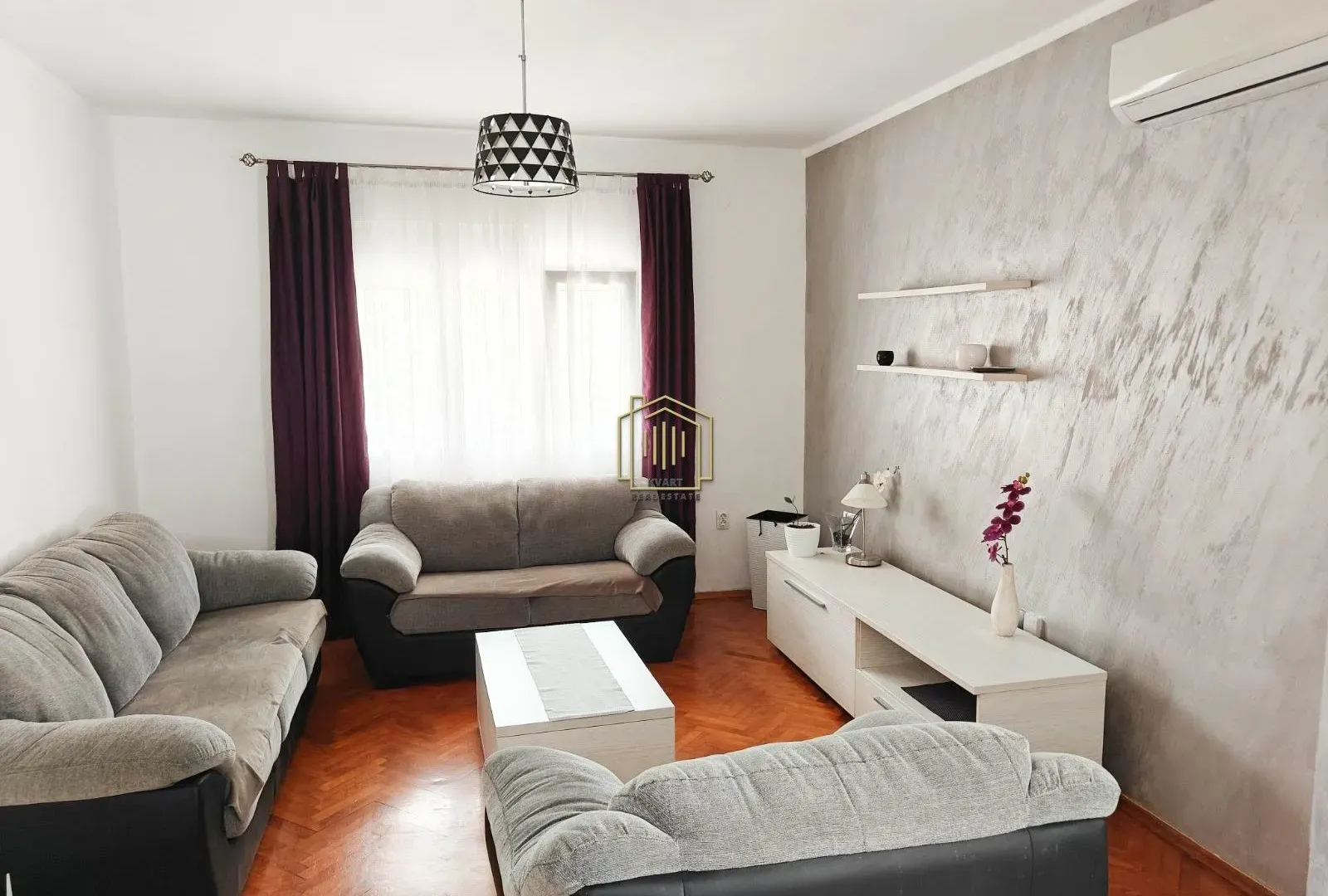 Izdavanje, dvosoban stan, 90m², Stari Aerodrom, Podgorica