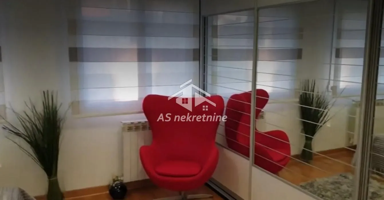 Izdavanje, dvosoban stan, 60m², Vračar Hram, Vračar Sve Podlokacije