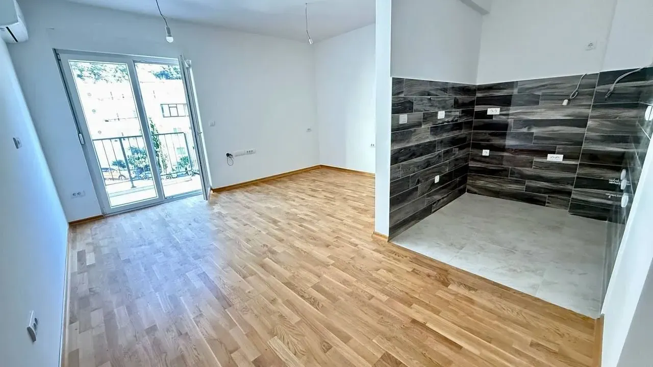 Prodaja, garsonjera, 31m², Centar, Budva