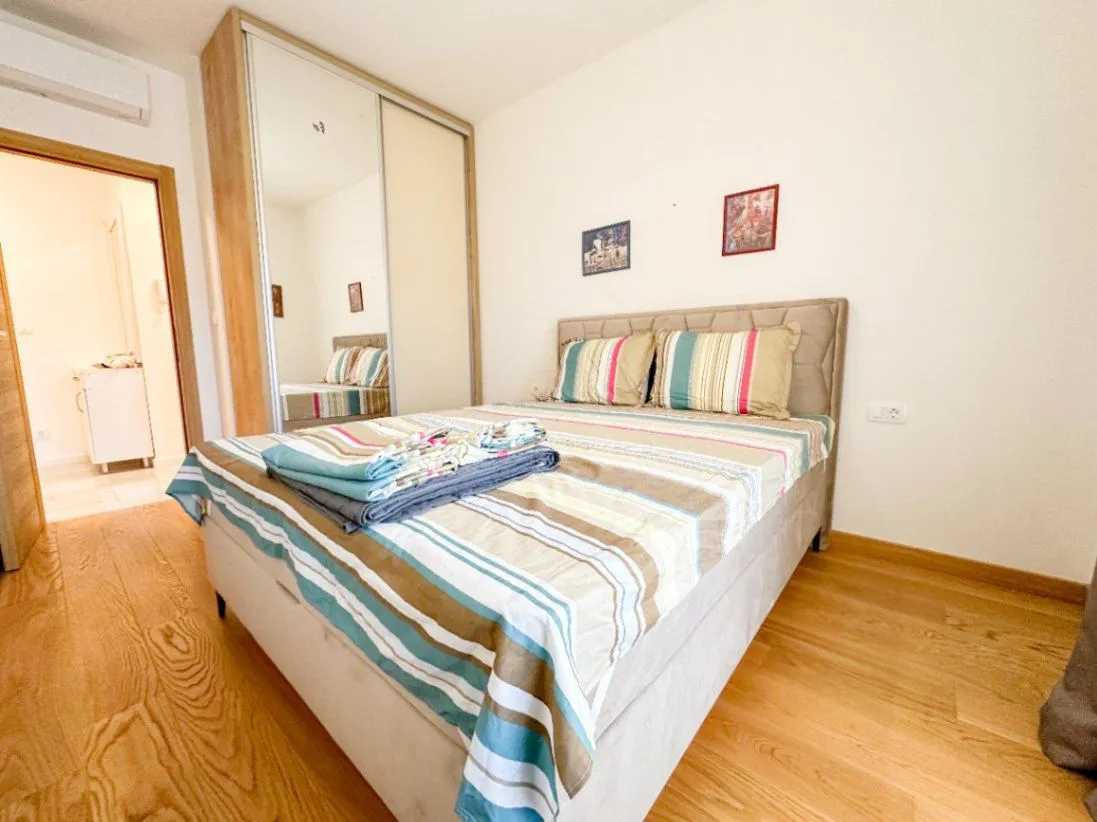 Izdavanje, dvosoban stan, 72m², City Kvart, Podgorica