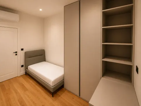 Izdavanje, kuća, 130m², Ibričevina, Podgorica - image 15