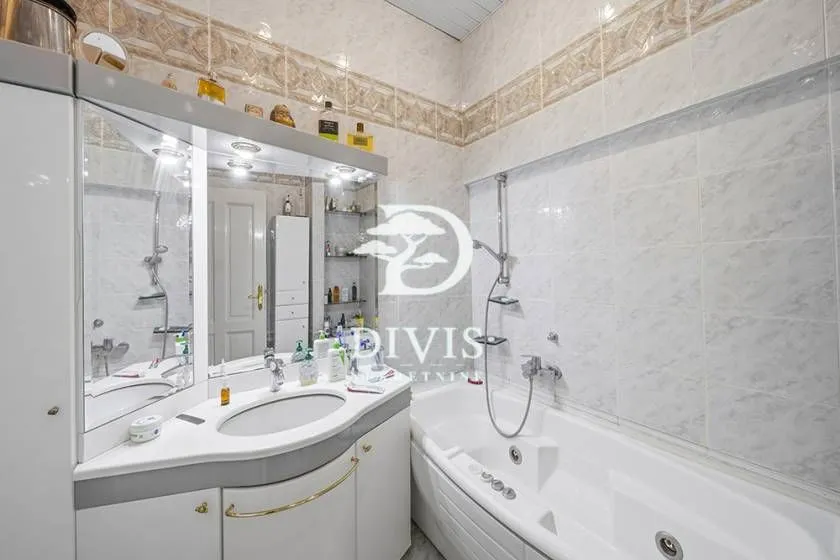 Sale, three bedroom apartment, 105m², Kalemegdan, Beograd