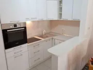 Izdavanje, dvosoban stan, 56m², Novi Beograd Blok 67, Novi Beograd Sve Podlokacije - image 2