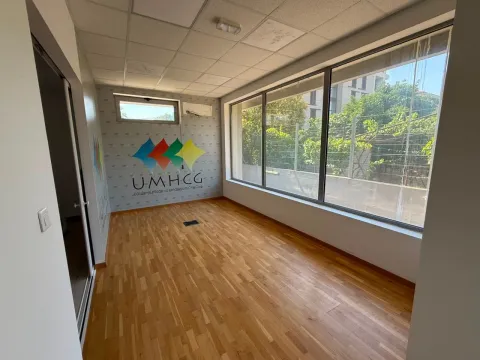 Izdavanje, poslovni prostor, 180m², Stara Varoš, Podgorica - image 1