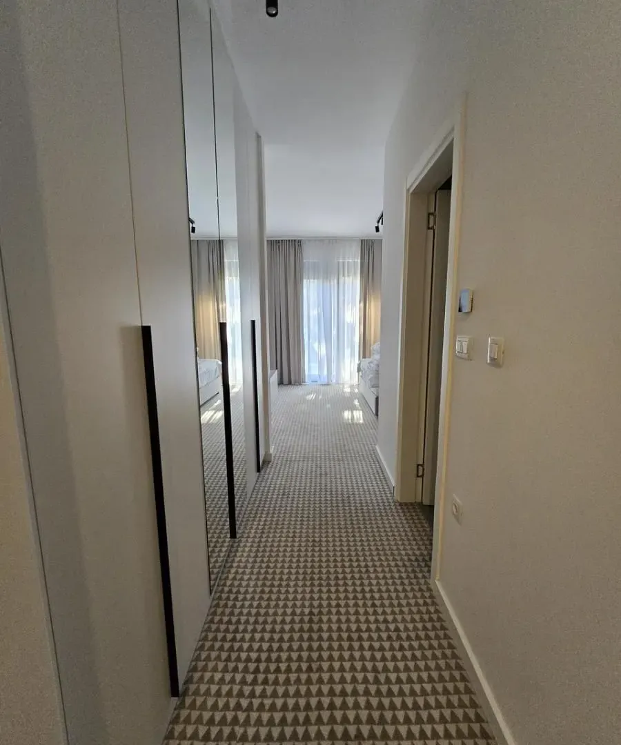 Prodaja, jednosoban stan, 74m², Centar, Budva