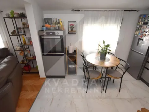 Izdavanje, dvosoban stan, 88m², Dalmatinska ulica, Podgorica - image 4