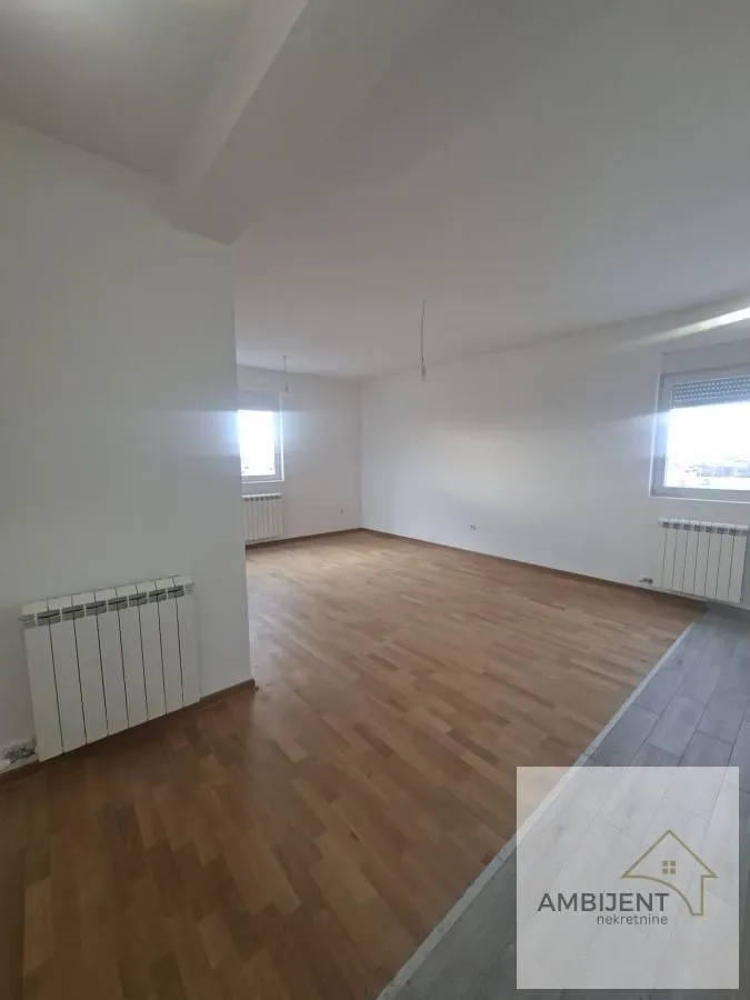 Sale, three bedroom apartment, 58m², Altina, Beograd