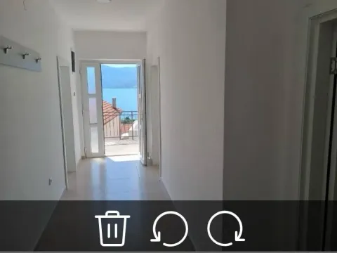 Izdavanje, dvosoban stan, 90m², Risan, Kotor - image 16