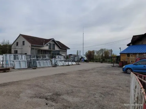 Rent, office space, 630m², Paraćin, Srbija - image 3