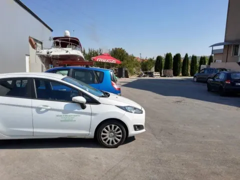 Izdavanje, poslovni prostor, 400m², Leštane, Grocka - image 6