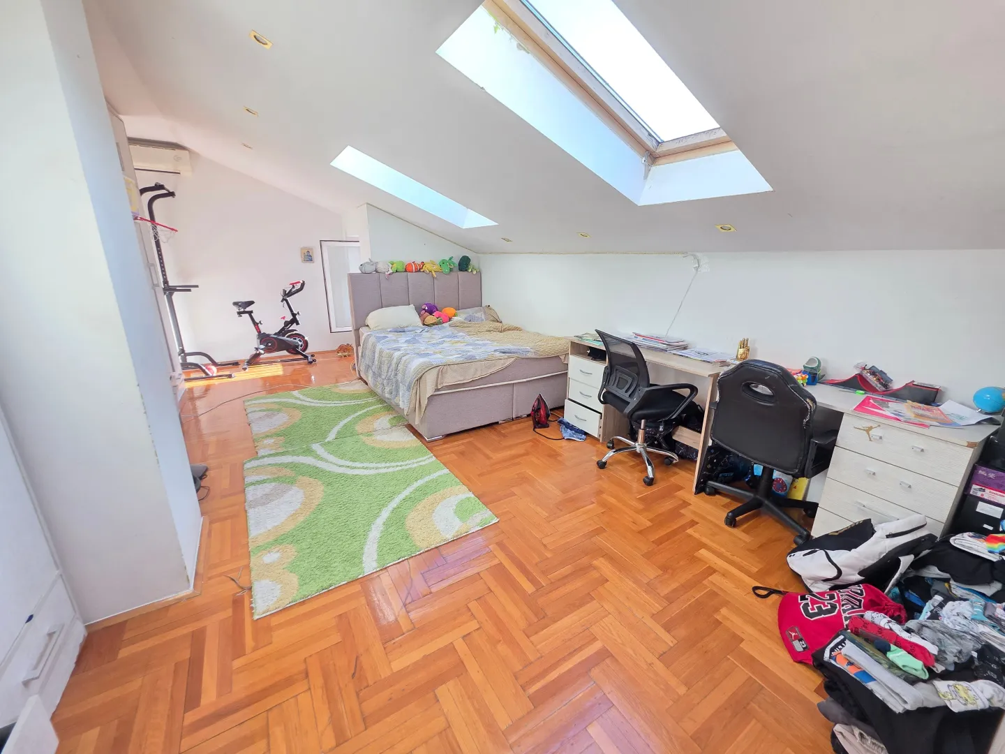 Prodaja, dvosoban stan, 83m², Krivi Most, Podgorica