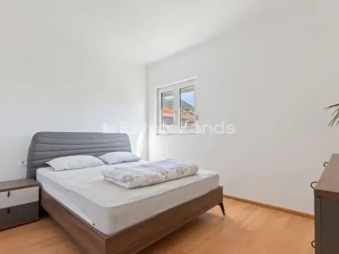 Izdavanje, dvosoban stan, 75m², Seljanovo, Tivat - image 13