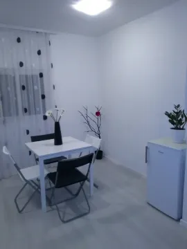 Prodaja, kuća, 290m², Šušanj, Bar - image 8