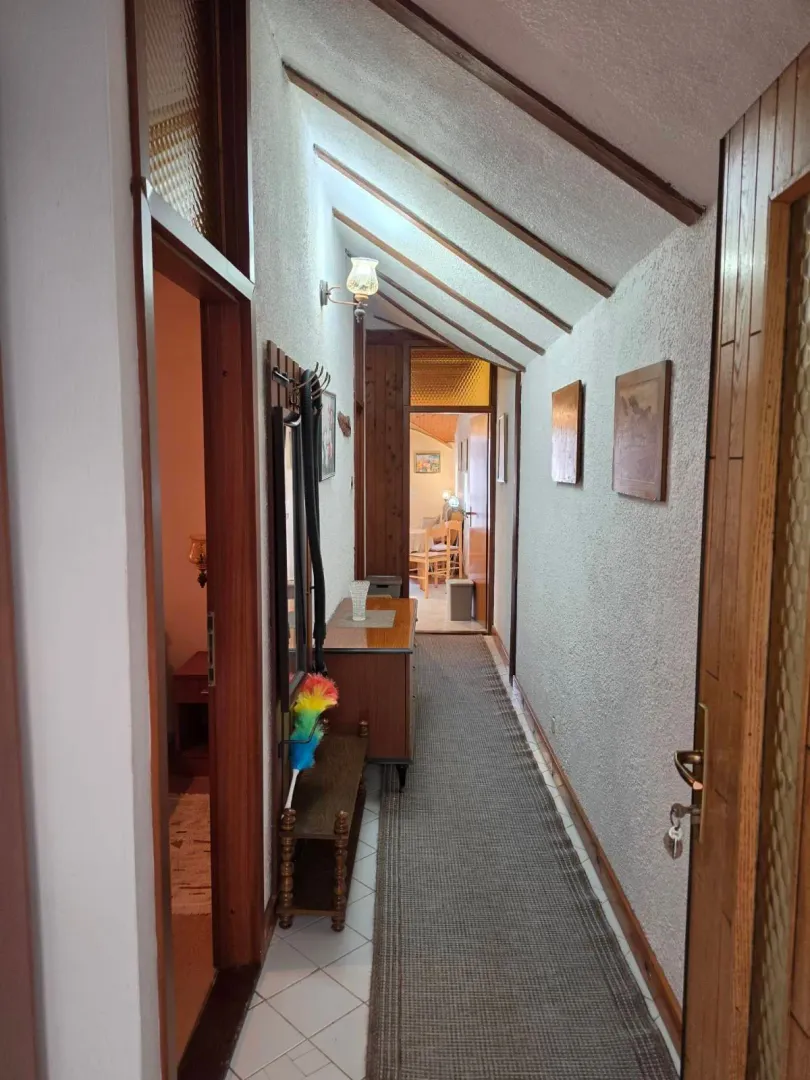 Izdavanje, jednosoban stan, 40m², Igalo, Herceg Novi