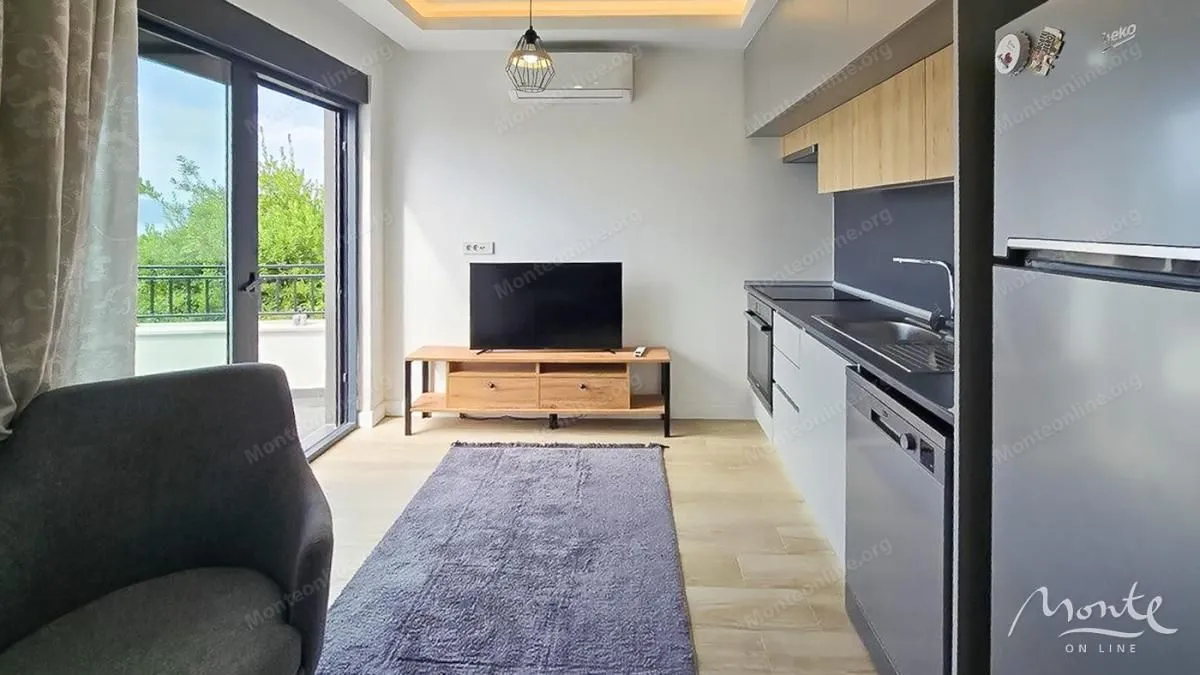 Prodaja, dvosoban stan, 52m², Tivat, Crna Gora