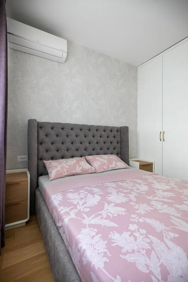 Rent, one bedroom apartment, 52m², Bečići, Budva