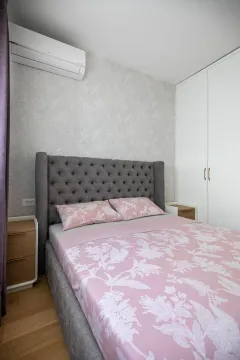 Rent, one bedroom apartment, 52m², Bečići, Budva - image 3
