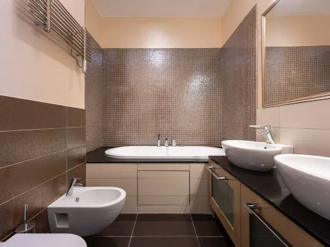 Rent, three bedroom apartment, 204m², Kod Capital Plaze, Podgorica - image 14