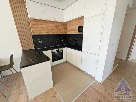 Prodaja, dvosoban stan, 171m², Dobrota, Kotor - image 6