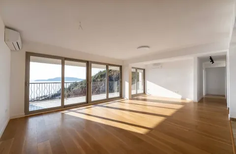 Sale, three bedroom apartment, 160m², Pržno, Budva - image 5