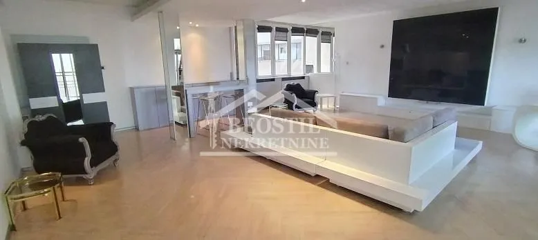 Izdavanje, poslovni prostor, 175m², Stari Grad, Beograd