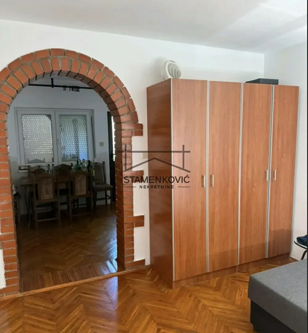 Sale, house, 177m², Čortanovci, Inđija