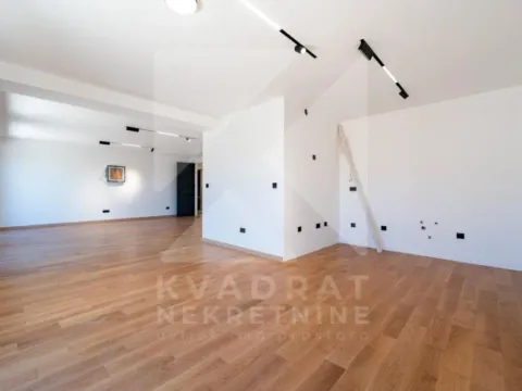 Sale, three bedroom apartment, 163m², Vezirov Most, Podgorica - image 4