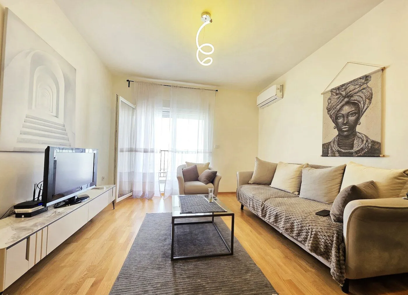 Izdavanje, stan, 49m², Stara Varoš, Podgorica