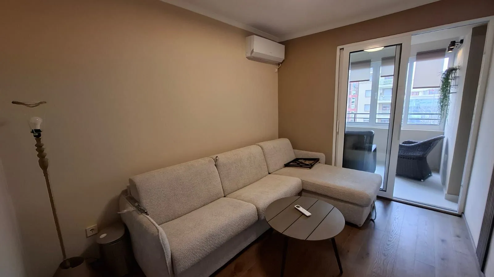 Izdavanje, dvosoban stan, 75m², Preko Morače, Podgorica