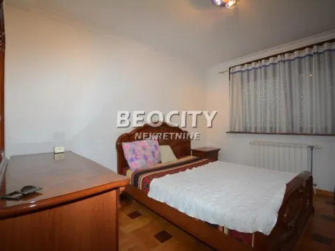 Prodaja, kuća, 300m², Sremčica, Beograd - image 13