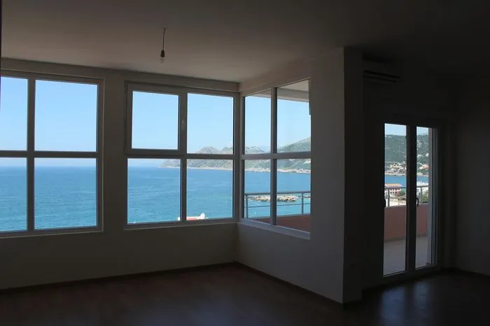 Prodaja, stan, 84m², Dobra Voda, Bar