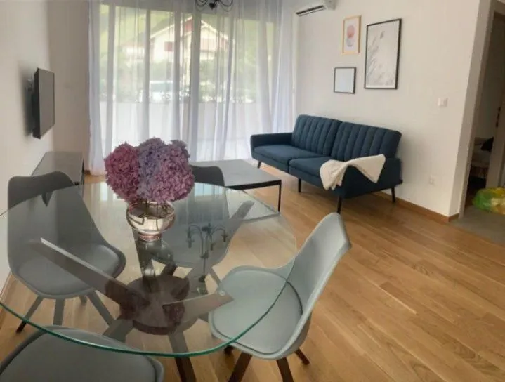 Izdavanje, jednosoban stan, 37m², Seljanovo, Tivat