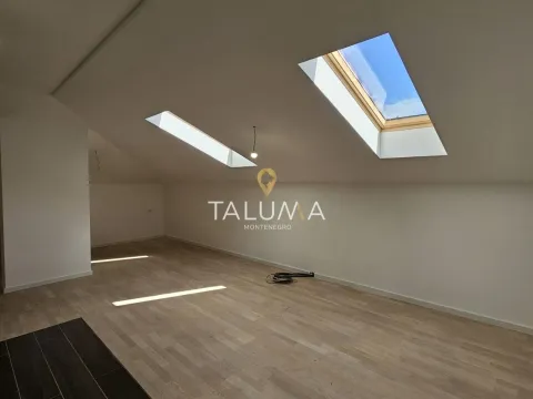 Prodaja, garsonjera, 45m², Tološi, Podgorica - image 2