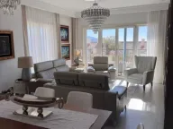 Izdavanje, kuća, 200m², Luštica Bay, Tivat - image 2