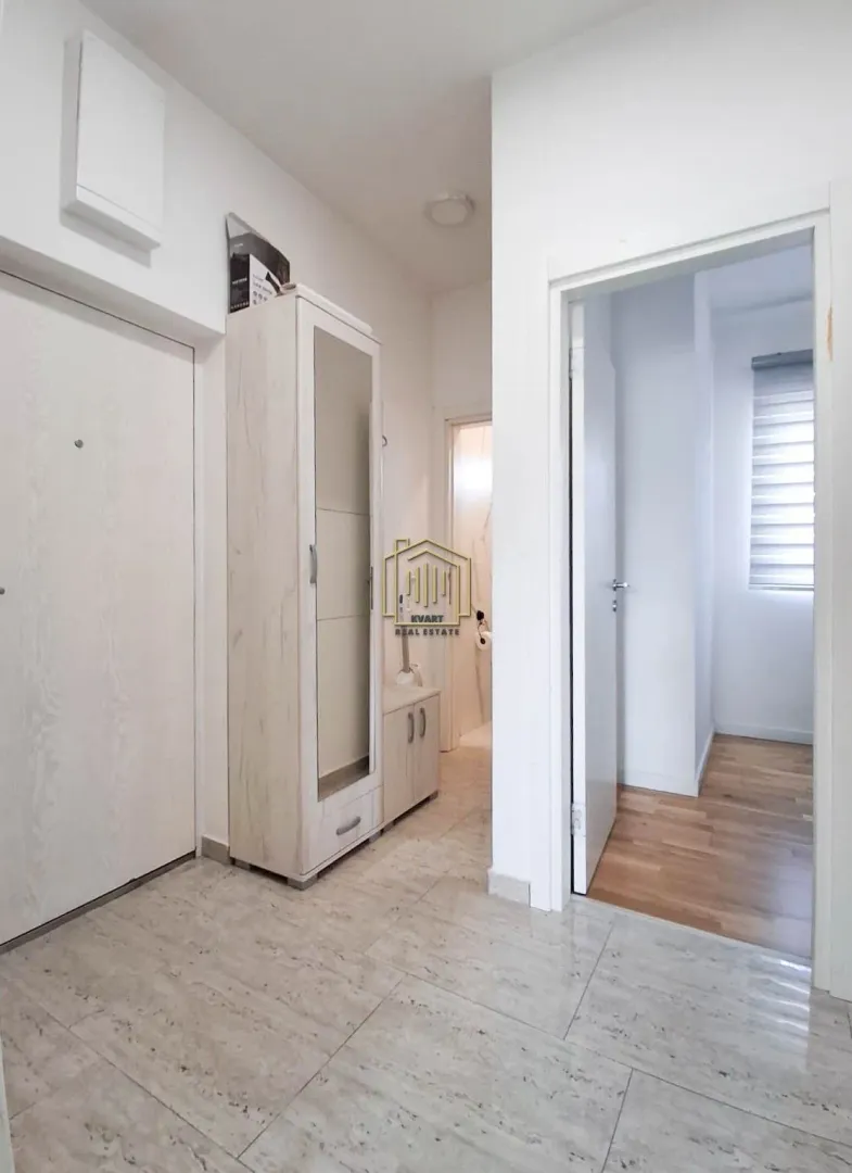 Prodaja, dvosoban stan, 54m², Konik, Podgorica