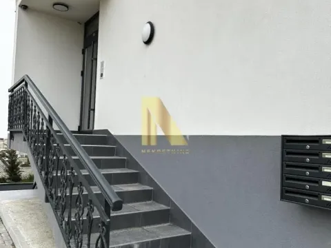 Prodaja, četvorosoban stan, 80m², Mišeluk, Petrovaradin - image 13