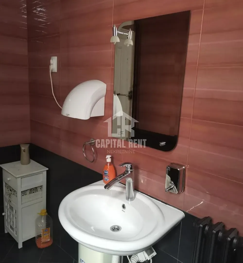 Rent, office space, 36m², Senjak, Beograd