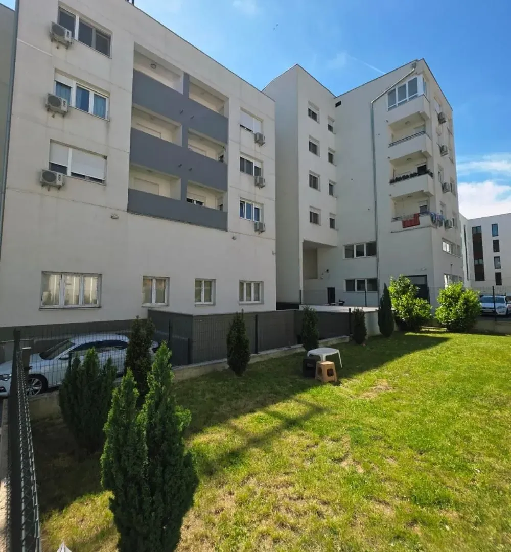 Sale, three bedroom apartment, 85m², Zemun Sve Podlokacije, Beograd