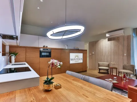 Rent, two bedroom apartment, 69m², Centar, Budva - image 5