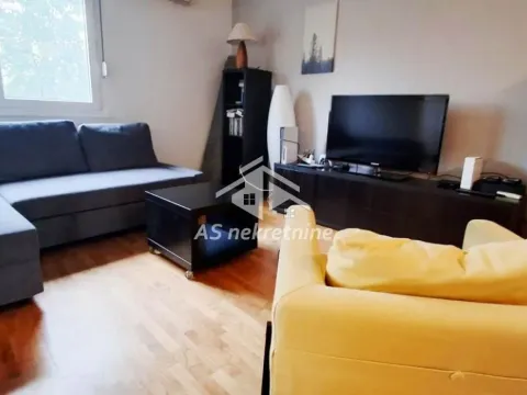 Izdavanje, trosoban stan, 75m², Cvetkova Pijaca, Zvezdara Sve Podlokacije - image 2