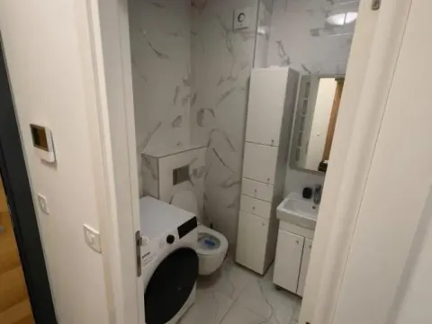 Izdavanje, jednosoban stan, 37m², Novo naselje, Novi Sad - image 6