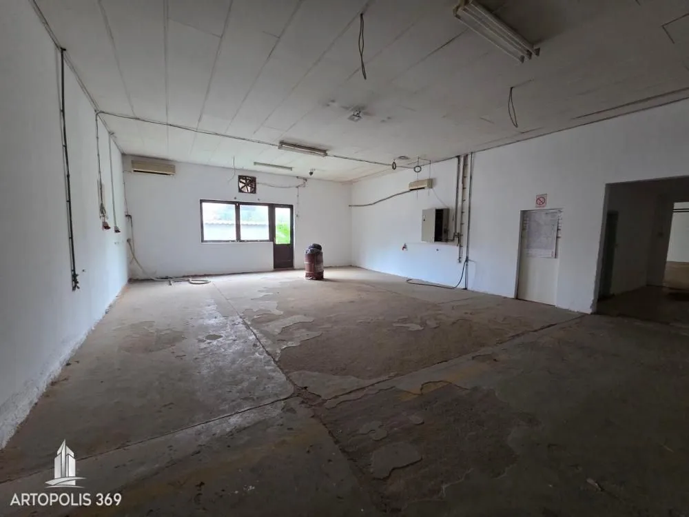 Izdavanje, poslovni prostor, 1440m², Zemun Kalvarija, Zemun Sve Podlokacije