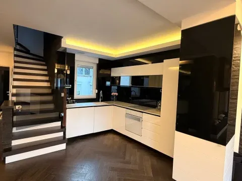 Sale, four bedroom apartment, 117m², Crveni Krst, Beograd - image 3