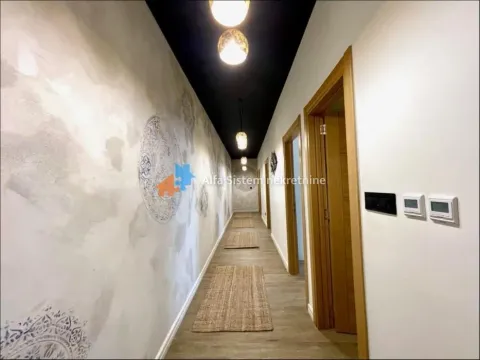 Rent, apartment, 200m², Savski Venac, Beograd - image 11