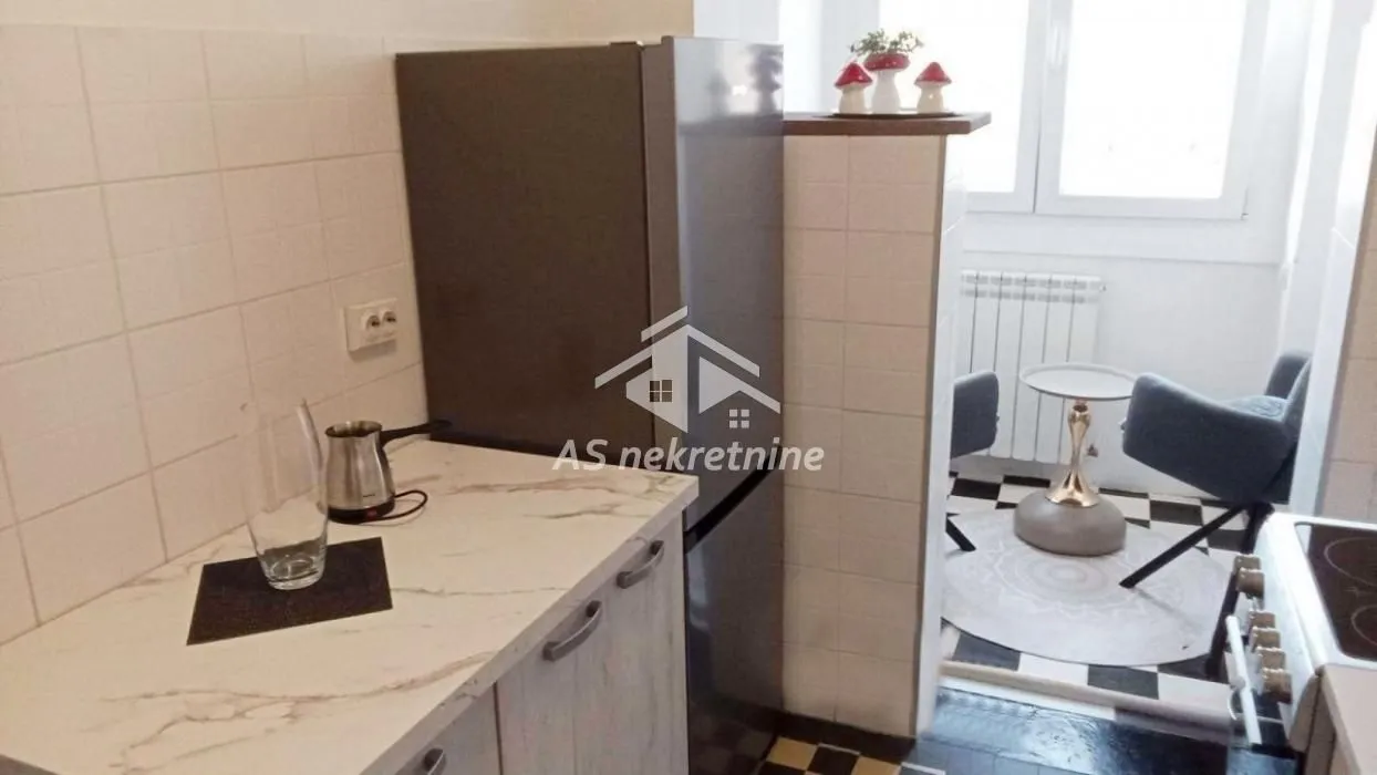 Izdavanje, dvosoban stan, 62m², Stari Grad, Beograd