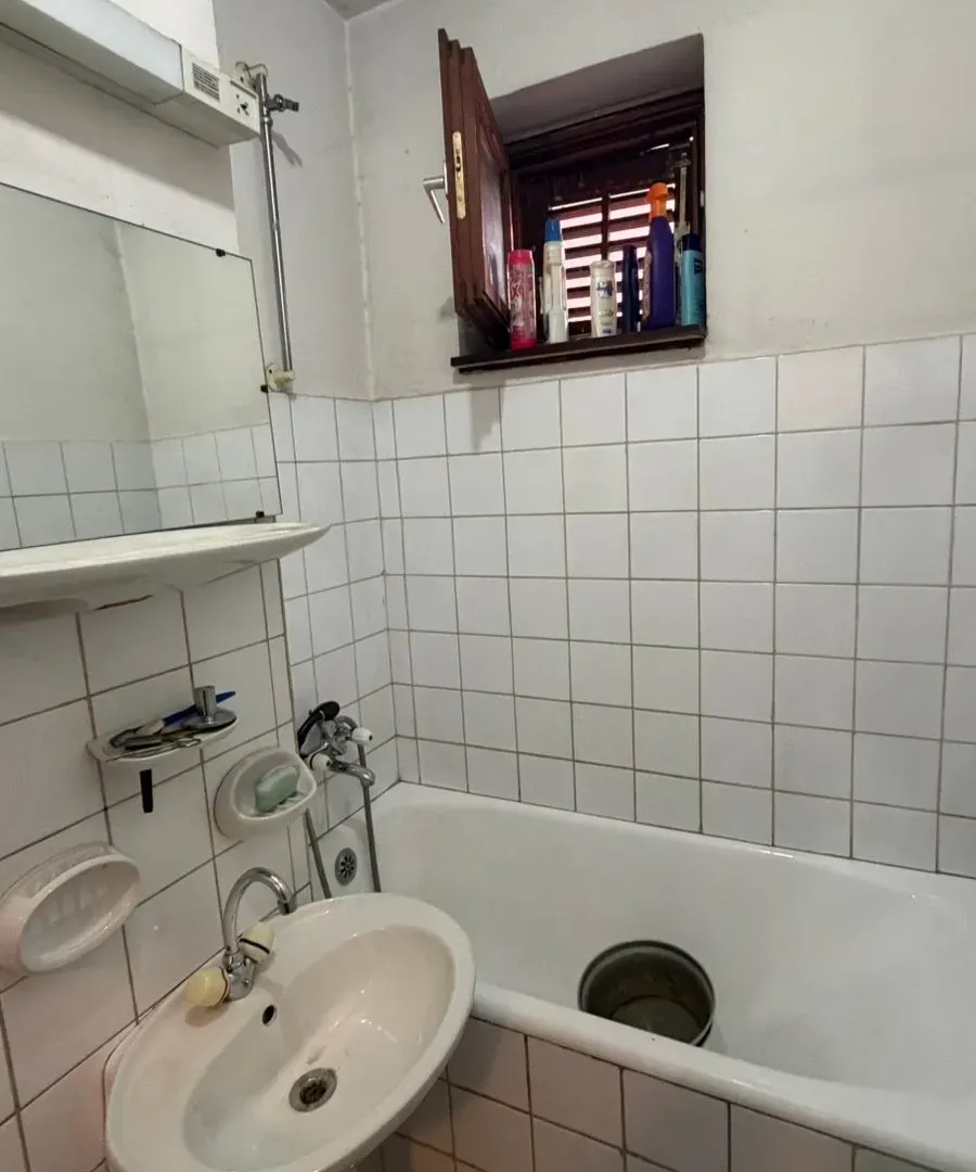 Prodaja, jednosoban stan, 56m², Lepa Kata, Podgorica